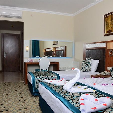 Club Side Coast Hotel Colakli Bagian luar foto