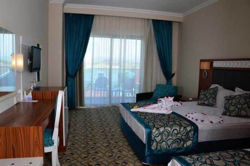 Club Side Coast Hotel Colakli Bagian luar foto